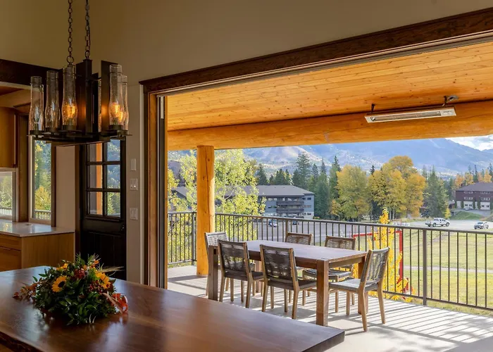 Snow Creek Cabins By Fernie Lodging Co
